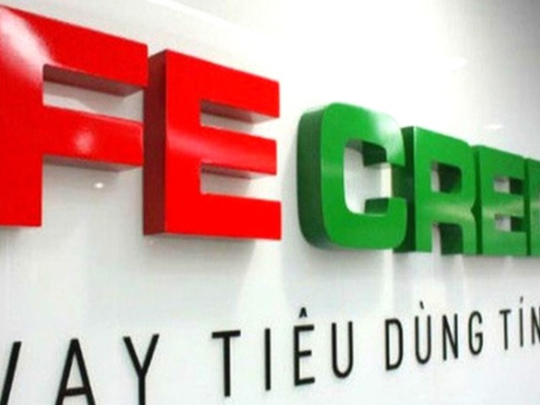FE Credit cũng cung cấp các sản phẩm thẻ tín dụng FE Credit cũng cung cấp các sản phẩm thẻ tín dụng
