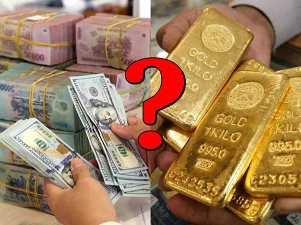 Nên mua vàng hay gửi tiết kiệm?