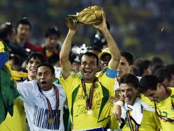 Brazil đã vô địch World Cup lần thứ năm tại Hàn Quốc và Nhật Bản