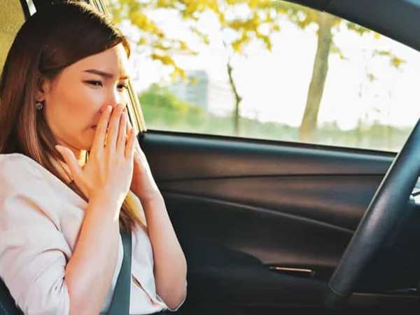 Cách khử mùi hôi trong ô tô bằng nguyên liệu sẵn có