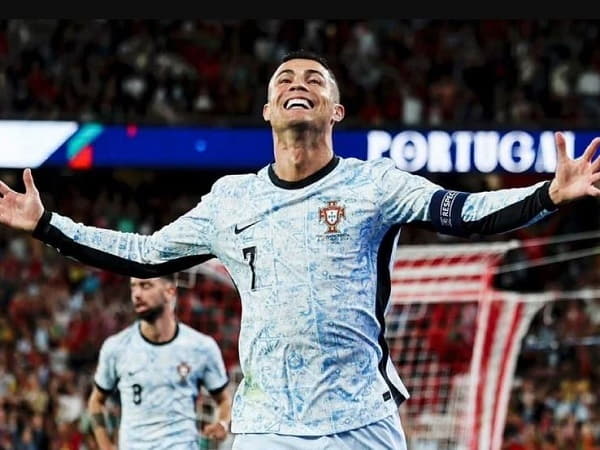 Ronaldo và xuất phát điểm sự nghiệp