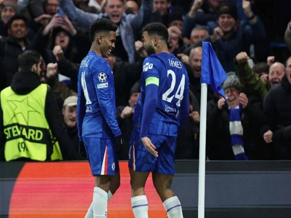 Reece James – người dẫn đường ngôn ngữ cho Estevao